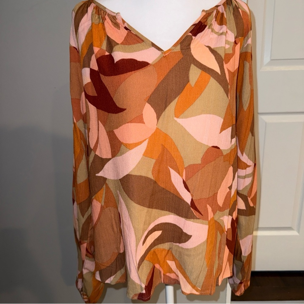 Andree by Unit Womens Abstract Leaf Print V-Neck Blouse Orange Tan‎ Medium NWT